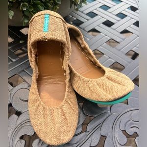 Tieks Brentwood Tan Excellent Condition Sz 7